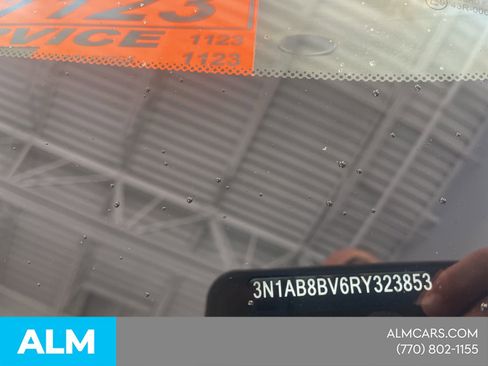 Used 2024 Nissan Sentra S image 9