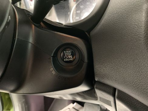 Used 2016 Jeep Renegade 75th Anniversary AWD/4WD image 17