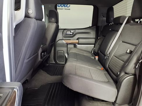 Used 2020 Chevrolet Silverado 1500 RST w/ Texas Edition image 9