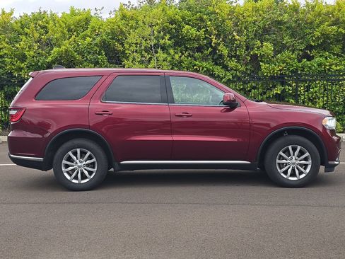 Used 2017 Dodge Durango SXT w/ 3rd Row Seating Group AWD/4WD image 3