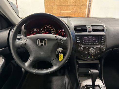 Used 2005 Honda Accord EX-L image 25