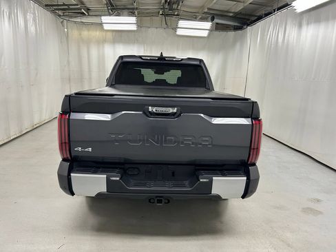 Used 2024 Toyota Tundra Limited AWD/4WD image 5