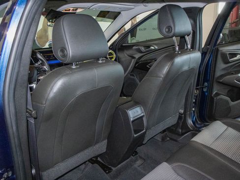 Used 2024 Chevrolet Trax LT w/ Driver Confidence Package FWD image 9