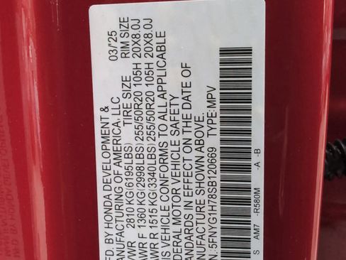 Certified 2025 Honda Pilot Touring image 31