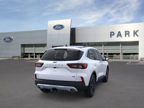 New 2025 Ford Escape SE w/ PHEV Premium Package image 8
