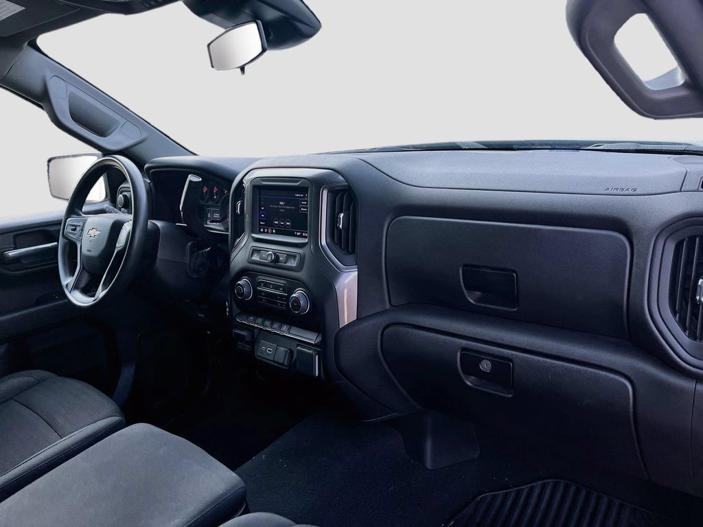 Used 2025 Chevrolet Silverado 1500 Custom AWD/4WD image 26