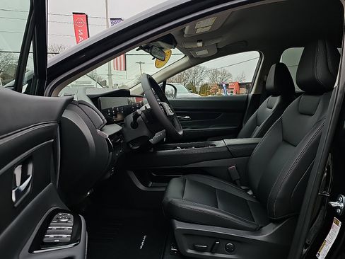 Certified 2025 Nissan Murano SV AWD/4WD image 15