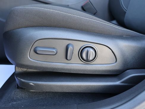 New 2025 Chevrolet Blazer LT image 15