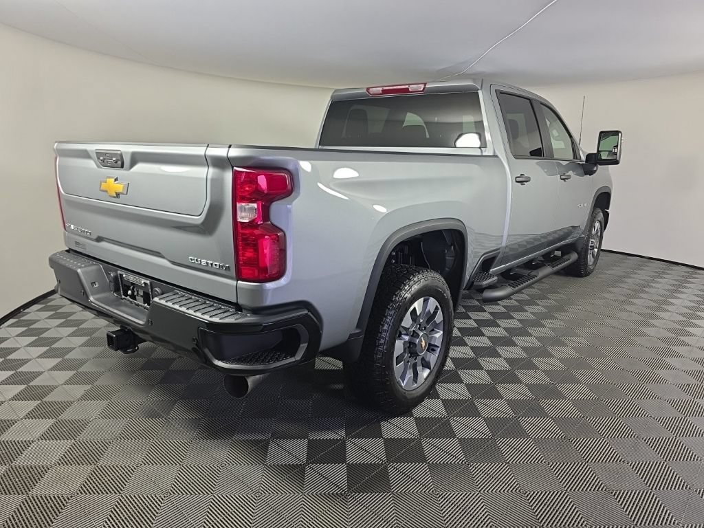 New 2026 Chevrolet Silverado 2500 Custom w/ Custom Value Package AWD/4WD image 5
