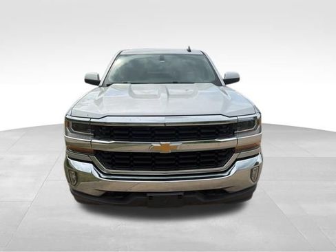 Used 2017 Chevrolet Silverado 1500 LT w/ All Star Edition image 12