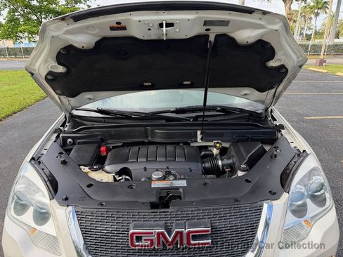 Used 2011 GMC Acadia SLT AWD/4WD image 86