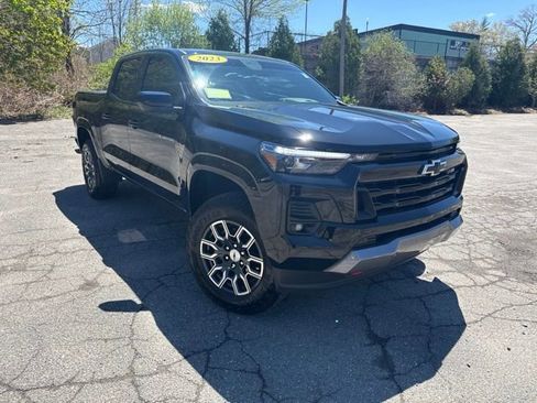 Used 2023 Chevrolet Colorado Z71 w/ Z71 Convenience Package 2 AWD/4WD image 1