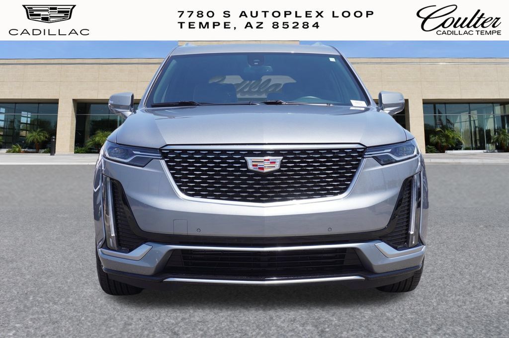 Certified 2025 Cadillac XT6 Luxury FWD image 7