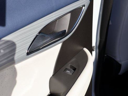 New 2026 Buick Envision Avenir image 15