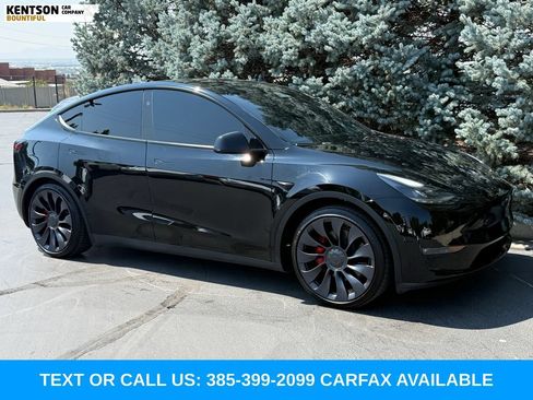 Used 2024 Tesla Model Y Performance AWD/4WD image 11