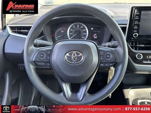 Used 2020 Toyota Corolla LE image 21