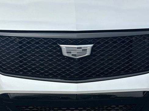 Used 2025 Cadillac XT4 Sport w/ LPO, Onyx Lite Package FWD image 48