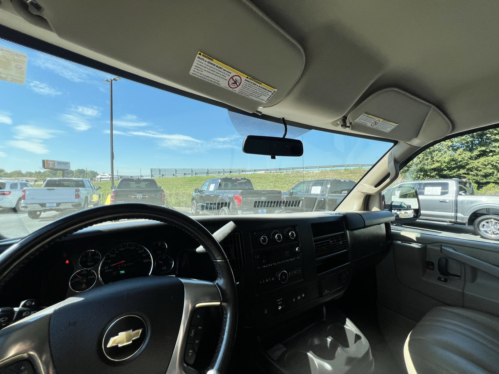 Used 2019 Chevrolet Express 2500 w/ Driver Convenience Package RWD image 35