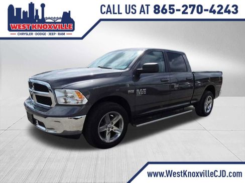 Used 2019 RAM 1500 Classic SLT AWD/4WD image 1