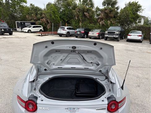 Used 2024 MAZDA MX-5 Miata RF Grand Touring image 37