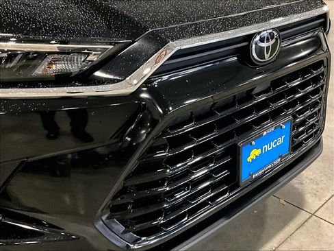 Used 2024 Toyota Grand Highlander AWD image 33