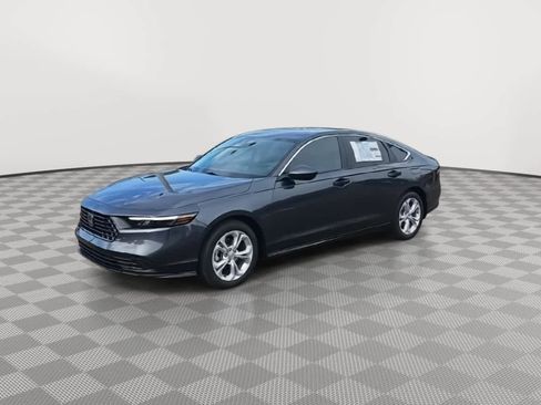 New 2025 Honda Accord LX image 4