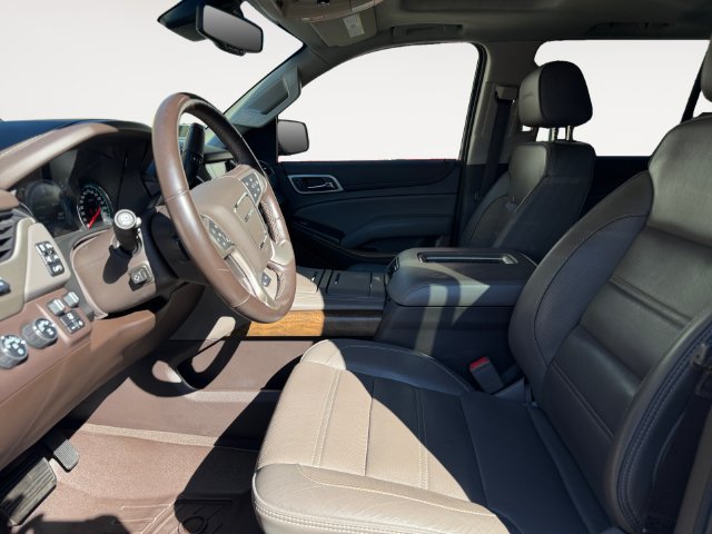 Used 2020 GMC Yukon XL Denali w/ Denali Premium Package AWD/4WD image 11
