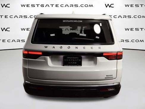 Used 2022 Jeep Wagoneer Series I image 4