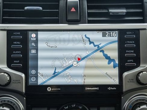 Used 2022 Toyota 4Runner SR5 Premium image 25