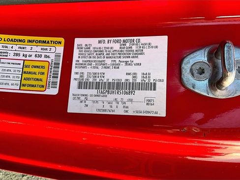 Used 2024 Ford Mustang Convertible image 26