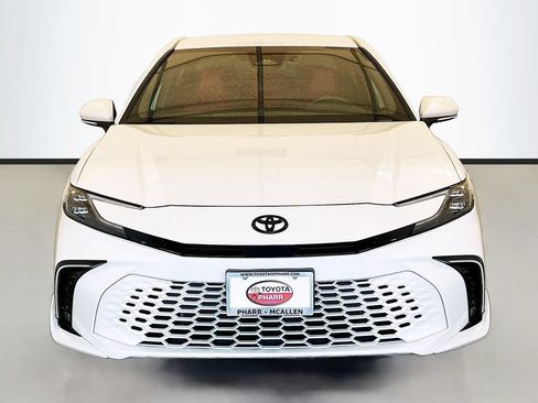 Used 2025 Toyota Camry LE FWD image 2
