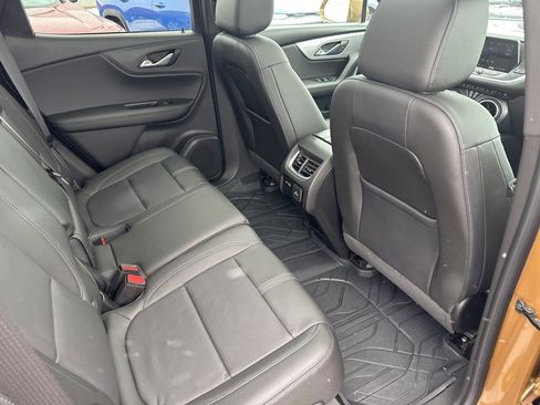 Used 2019 Chevrolet Blazer LT w/ Sun and Wheels Package image 23