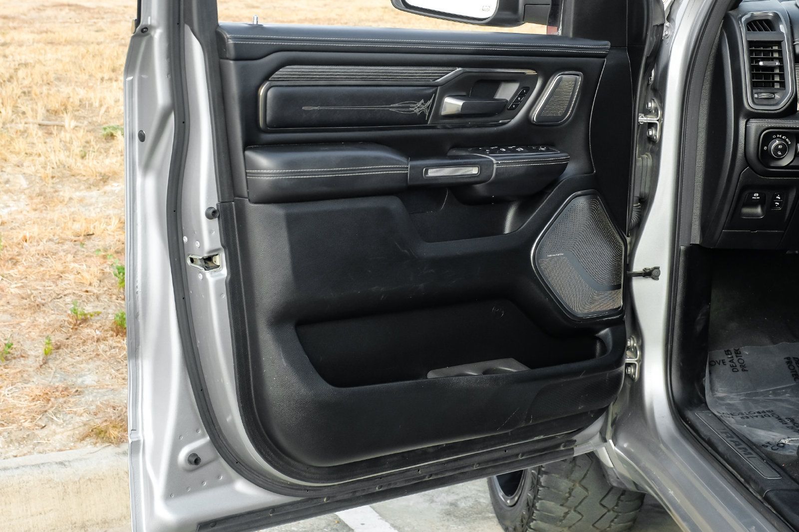Used 2020 RAM 1500 Limited AWD/4WD image 44