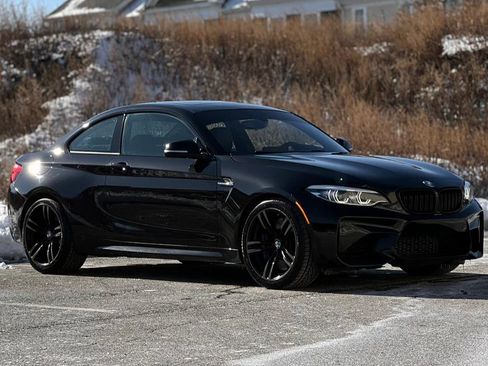 Used 2018 BMW M2 image 2