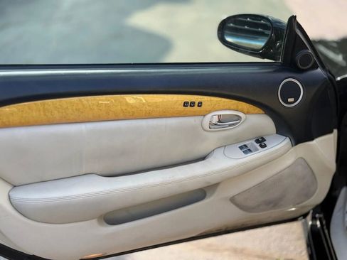 Used 2002 Lexus SC 430 Convertible RWD image 19