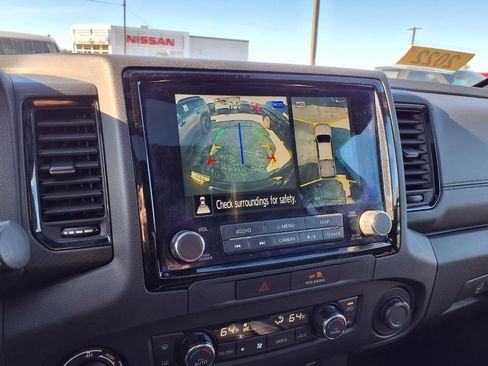 Used 2022 Nissan Frontier PRO-4X w/ Pro-4X Premium Package image 10