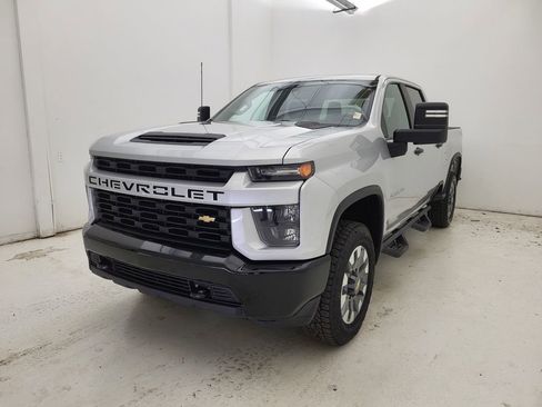 Used 2022 Chevrolet Silverado 2500 Custom image 15
