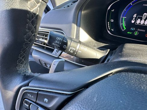 Used 2022 Honda Accord Sport image 36