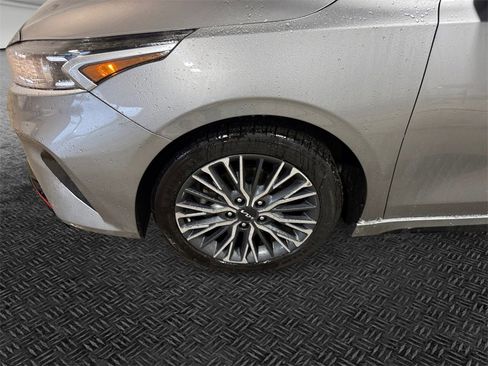 Certified 2023 Kia Forte GT-Line image 11