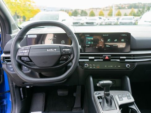 New 2026 Kia Sportage X-Line w/ X-Line Premium Package AWD/4WD image 14