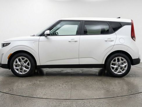 Used 2025 Kia Soul LX w/ LX Technology Package image 5