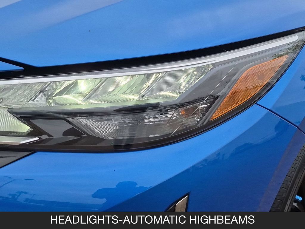 Certified 2024 Nissan Sentra SR FWD image 10