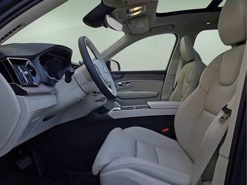 New 2026 Volvo XC90 B6 Ultra w/ Protection Package Premier image 24