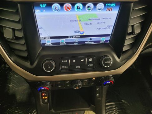 Used 2019 GMC Acadia Denali image 7