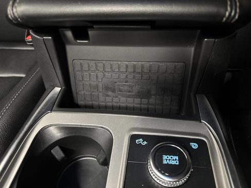 Used 2023 Ford Explorer Limited image 26