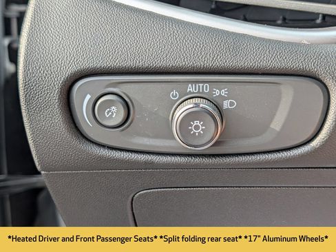 Used 2025 Chevrolet Malibu LT FWD image 9