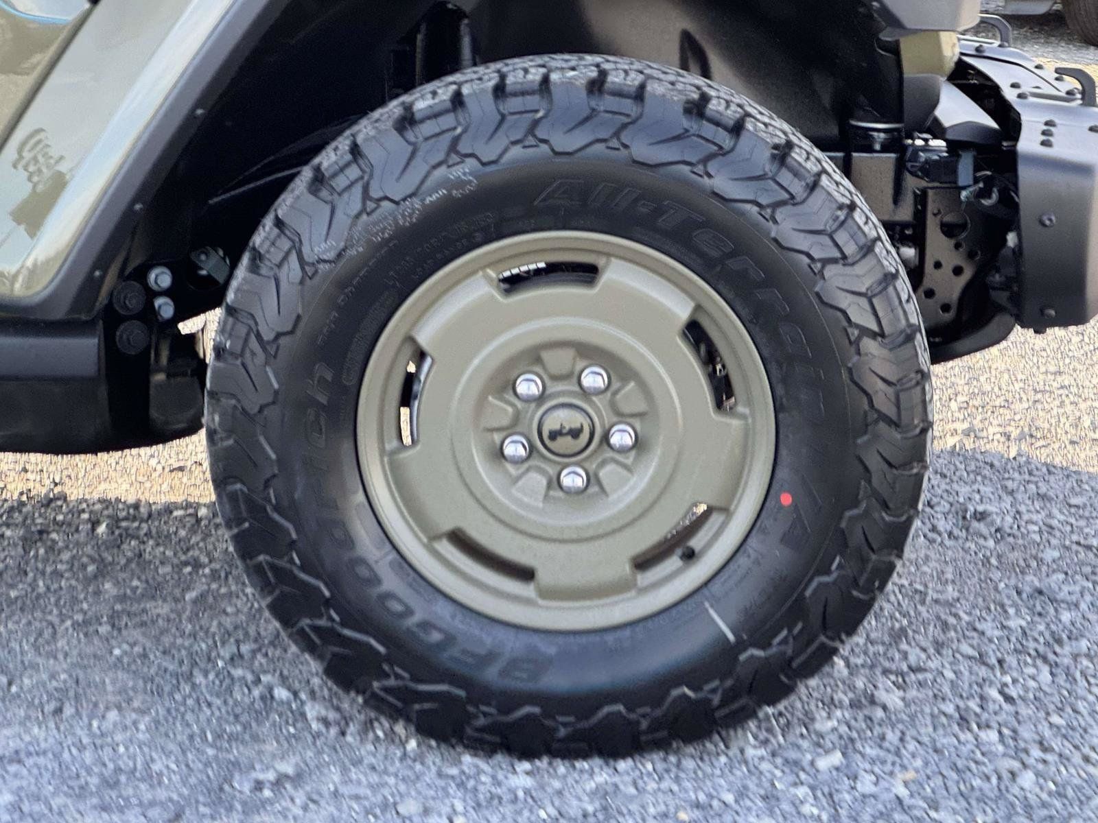 New 2026 Jeep Wrangler Unlimited Sport AWD/4WD image 27