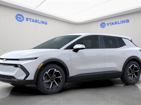 New 2026 Chevrolet Equinox EV LT image 2