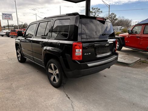 Used 2016 Jeep Patriot High Altitude image 6