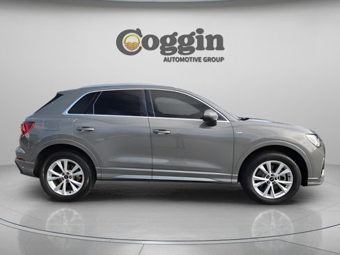 Used 2024 Audi Q3 2.0T Premium image 4